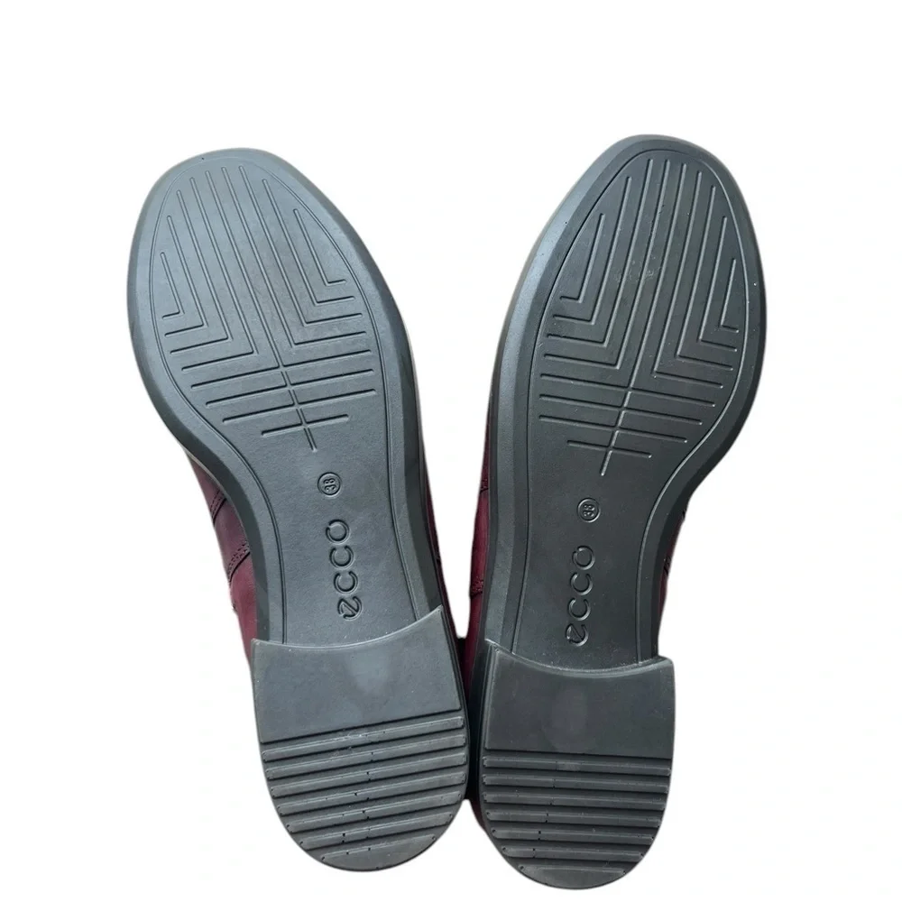 Ecco burgundy leather